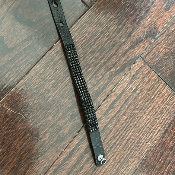 Swarovski black leather crystal bracelet - Picture 2 of 5